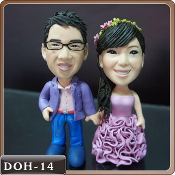 DOH-14 禮服牽手公仔